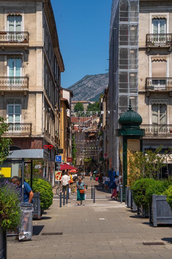 L'Etoile Grenobloise Lejlighed Grenoble Eksteriør billede
